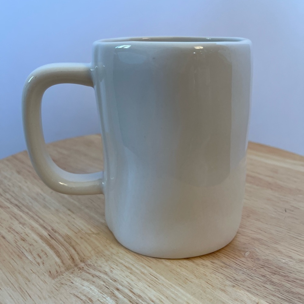 Rae Dunn TEACHER Coffee Mug.  Preowned Excellent Condition.  No Chips or Cracks. - Picture 3 of 4